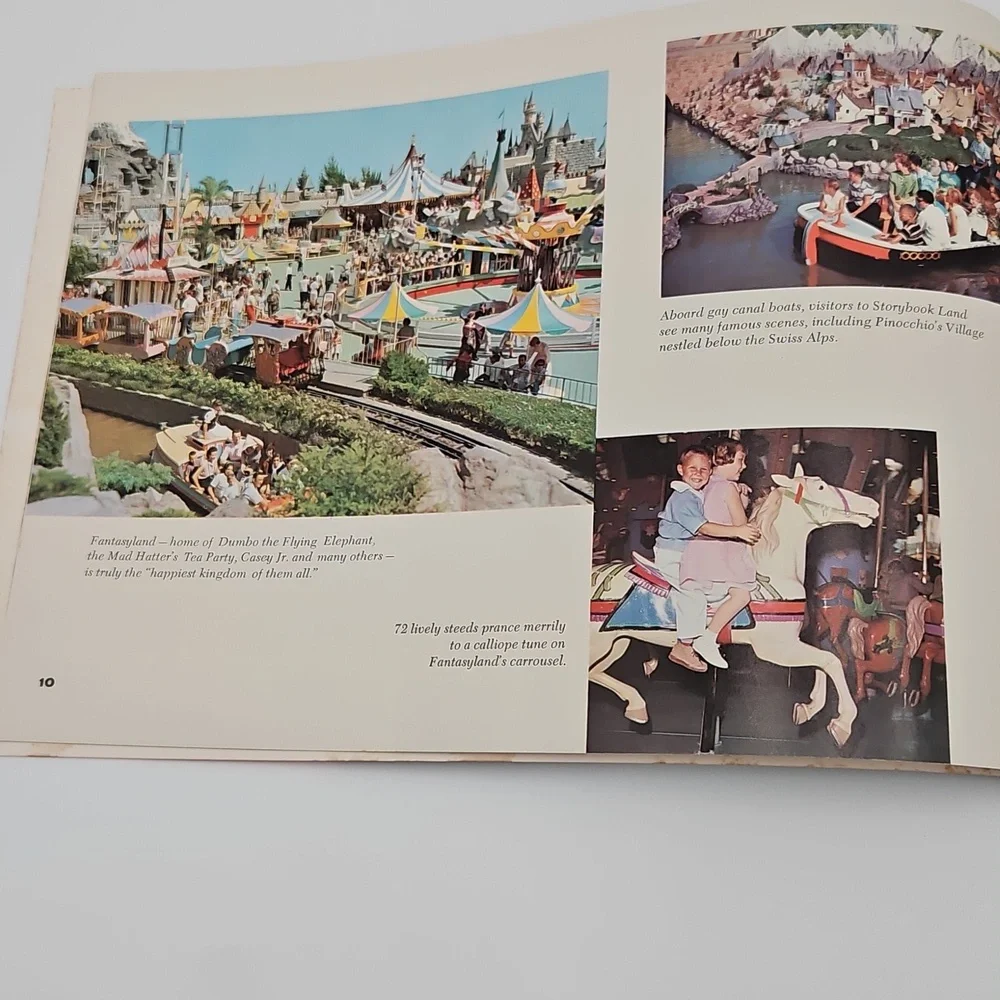 Vintage Walt Disney's Guide to Disneyland Booklet Collectible - Picture 5 of 10
